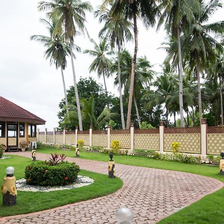 Foxy'S Beach Resort San Vicente  Ngoại thất bức ảnh
