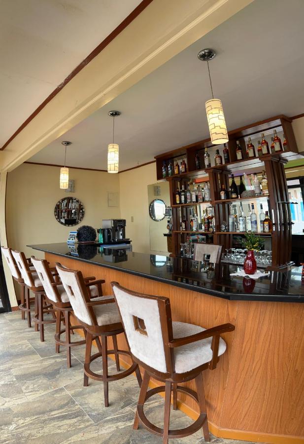 Foxy'S Beach Resort San Vicente  Ngoại thất bức ảnh